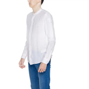White long-sleeved Blauer men’s linen shirt with mandarin collar and subtle texture