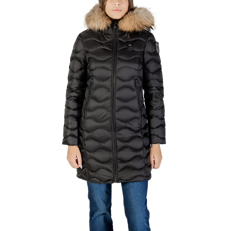 Blauer Gesteppte schwarze Nylonjacke für Damen mit Kapuze, gestepptem Design, hellbraun gefütterter Kapuze und dezenten Markenaufnähern