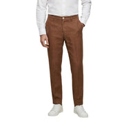 Braune Chino-Hose von Borghese für Herren in Kamel, 100 % Leinen, klassische Passform mit dezenten Bügelfalten, ideal für Frühling und Sommer.