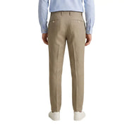 Borghese Herrenhose, kamelfarben, 100 % Leinen, taillierte Khaki-Anzughose mit klassischem geradem Bein und dezenten Bundfalten vorne.