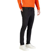 Borghese Schwarze Herren-Jeans im Slim-Fit-Schnitt mit klassischem Fünf-Taschen-Design und dezenten Ziernähten