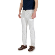 Borghese Weiße Herren-Chinohose in schmaler Passform mit dezenten Ziernähten für einen klaren, modernen Look