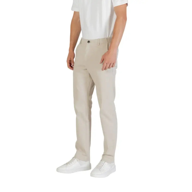 Men’s light beige slim-fit polyester chinos with a single button for Boss Men Fall Winter collection