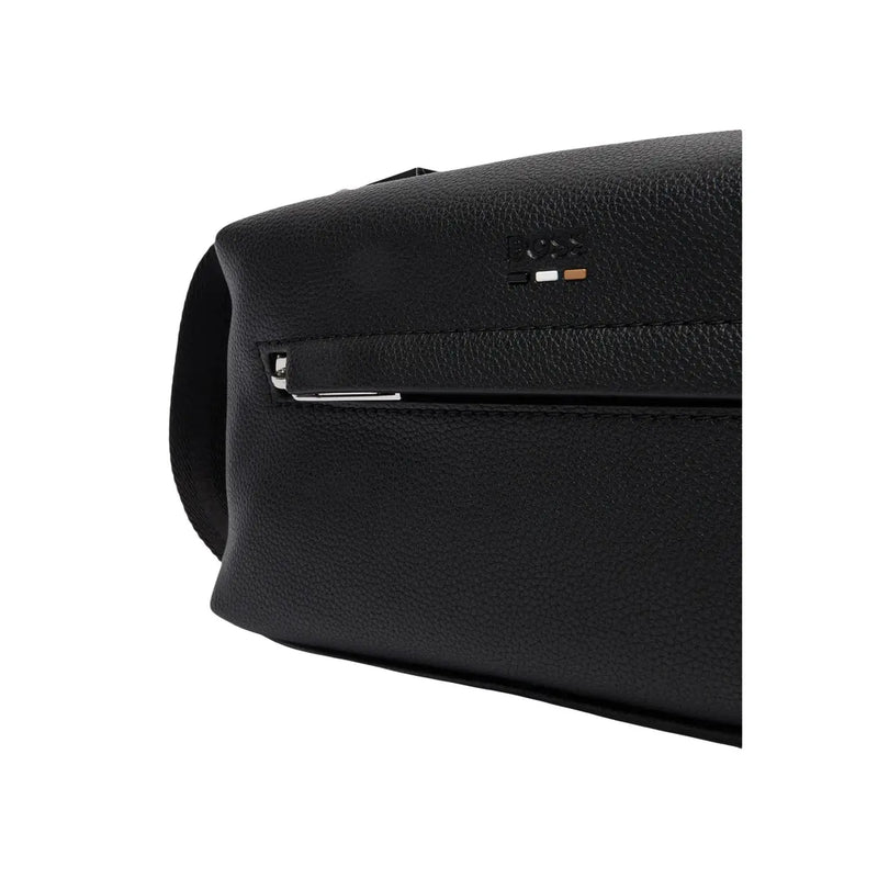 Schwarze Boss Herrenhandtasche aus strukturiertem Leder mit silberfarbenem Reißverschluss und gesticktem Logo, hergestellt aus Polyurethan, 23 x 11 x 10 cm