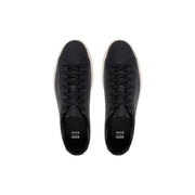 Schwarze Boss Herren-Sneaker aus Leder mit Schnürung und weißen Gummisohlen, entworfen für sportliche Freizeitkleidung