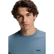 Boss Herren-T-Shirt, hellblaues Baumwoll-Stretch-Sweatshirt mit Rundhalsausschnitt, dezentem Rippstrickkragen und gesticktem Logo
