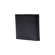 Schwarze Herren-Ledergeldbörse von Boss mit sauberen Ziernähten an den Kanten, Maße: 11 x 9 x 1,5 Zentimeter.