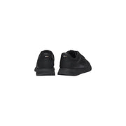 Schwarze Boss Herren-Laufschuhe aus Polyurethan, von hinten gesehen, mit elegantem, minimalistischem Design und dezentem Fersenlogo.