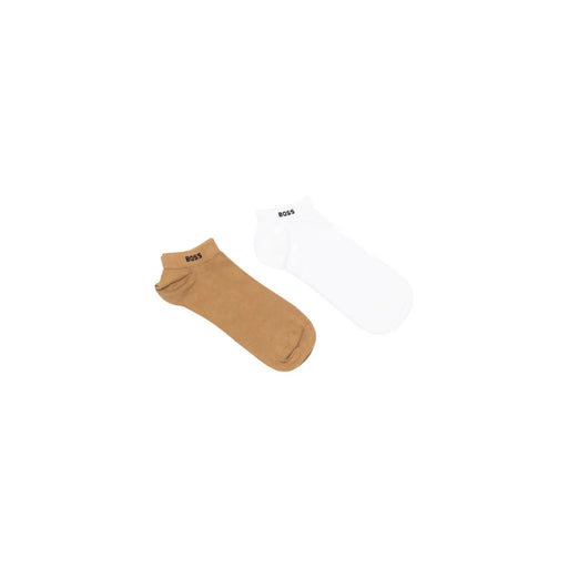 Ein Paar minimalistische, hellbraune und weiße Boss-Damenunterwäsche-Knöchelsocken aus Baumwoll-Elastan-Strick, von hinten gezeigt.