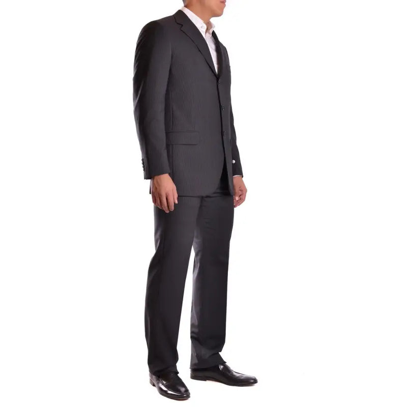 Schwarzer, taillierter Burberry-Herrenanzug mit passender Weste und Hose aus Nadelstreifen-Wollmohair im klassischen Dreiknopf-Design