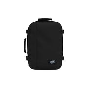 Schwarzer Kabinenkoffer Zero mit elegantem, minimalistischem Design und strapazierfähigem Außenmaterial für Reisen