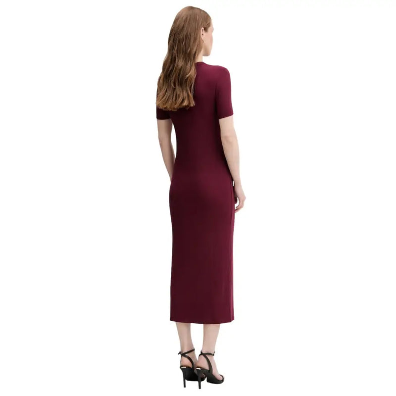 Calvin Klein Jeans Bordeaux modal dress for women in sleek burgundy with short sleeves and fitted midi silhouette