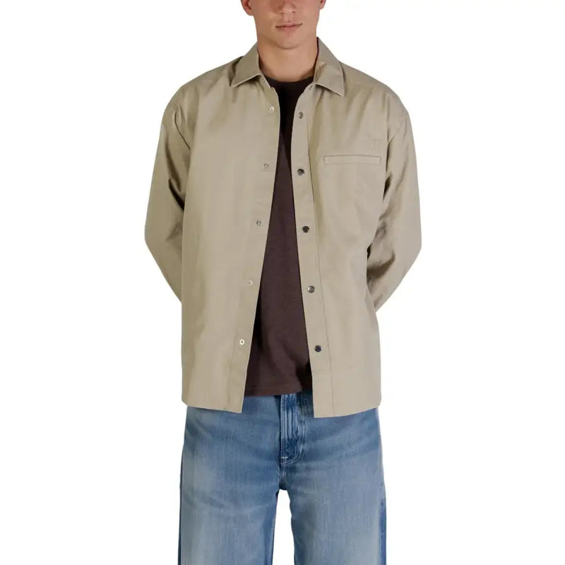 Calvin Klein Jeans Herren beigefarbener Baumwollblazer in klassischer Passform mit Knopfleiste, klassischem Kragen und Brusttasche