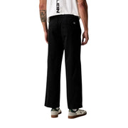 Calvin Klein Jeans Herren schwarze Baumwollhose mit weitem Bein, bequemer Passform, elastischem Bund und dezentem Logo auf der Gesäßtasche