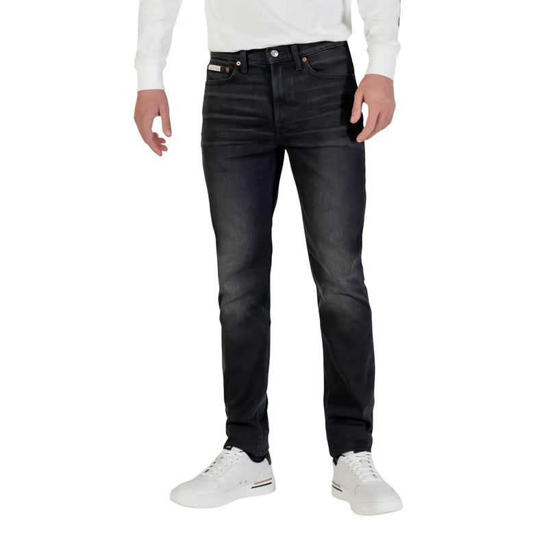 Calvin klein jeans men black slim fit cotton denim jeans with subtle fading classic stitching and belt loops