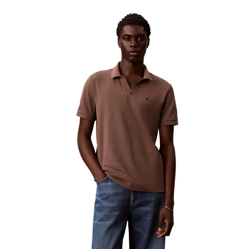 Calvin Klein Jeans Herren-Polohemd aus blauer Baumwolle, kurzärmelig, Größe L, mit braunem, kurzärmeligem Kragen und gesticktem Logo