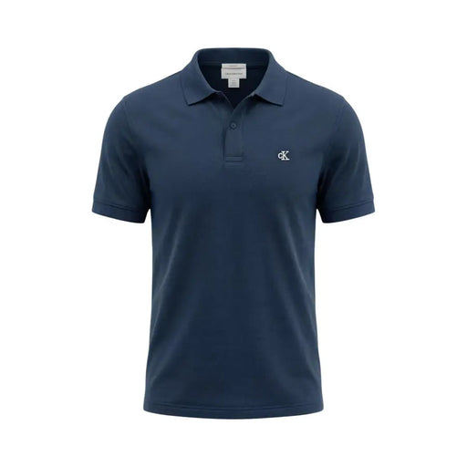 Marineblaues, strukturiertes Kurzarm-Poloshirt aus Baumwolle von Calvin Klein Jeans mit weißem CK-Logo auf der linken Brust, Größe L