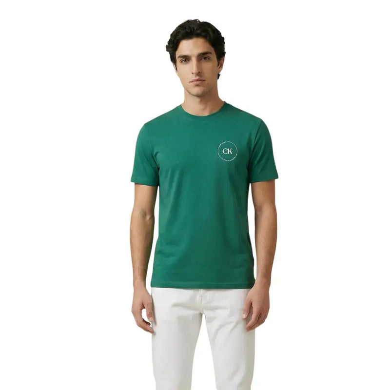 Grünes, kurzärmeliges Baumwollhemd t-shirt mit weißem kreisförmigem Logo auf der linken Brustseite von Calvin Klein Jeans für Männer
