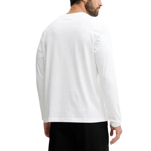 Calvin Klein Jeans men t-shirt white long-sleeved crew neck made of soft cotton fabric for casual wear