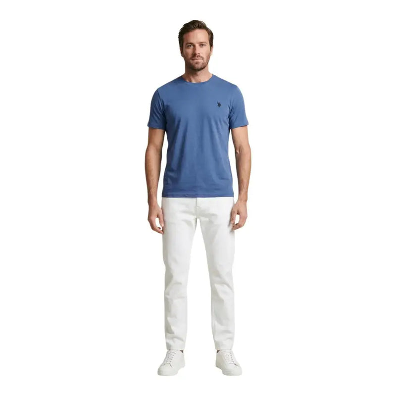 Blauer Rundhalsausschnitt t-shirt mit kleinem, gesticktem Logo auf der linken Brust aus der Calvin Klein Jeans Herrenhosenkollektion