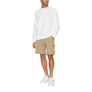 Calvin Klein Jeans Beige Herrenshorts mit aufgesetzter Tasche und kleinem weißen Label am Oberschenkel, Vorderansicht