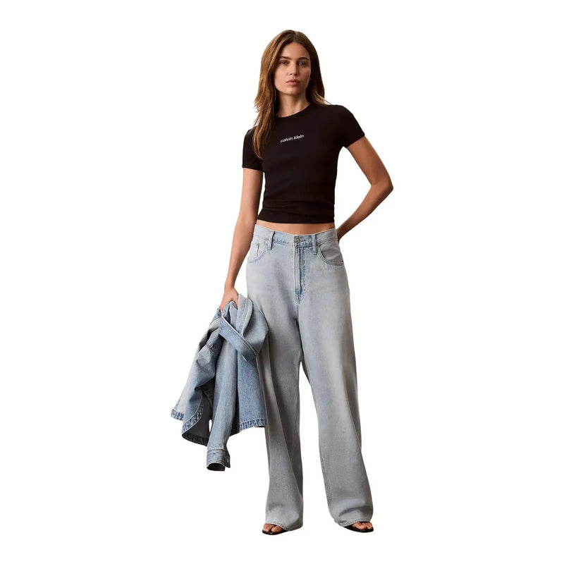 Schwarz Calvin Klein Jeans Frauen ernährten Baumwolle t-shirt mit Rundhalsausschnitt und weißem Logo auf der Vorderseite