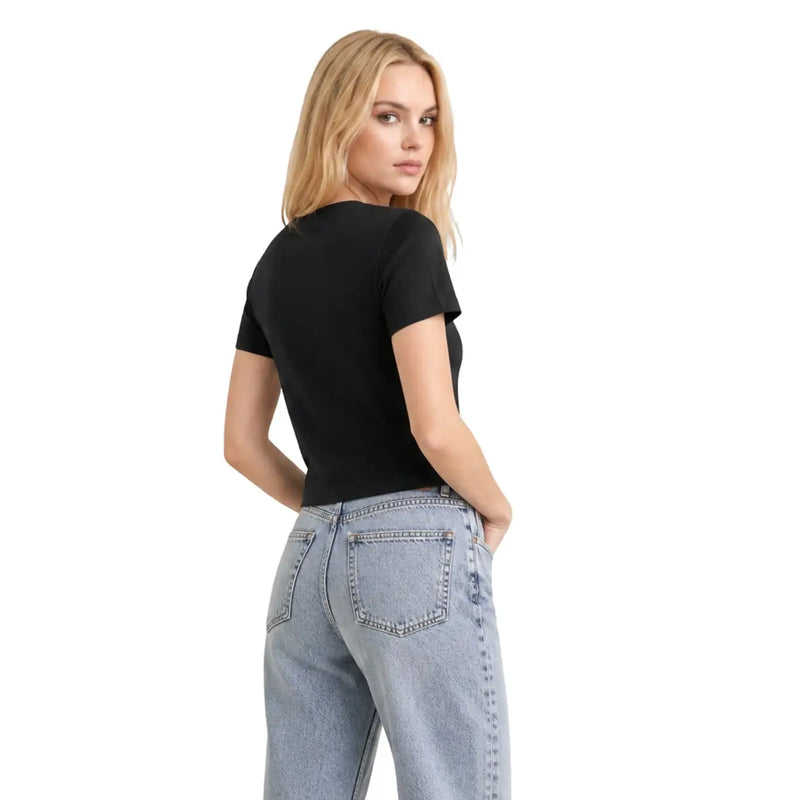 Schwarzes, kurzes, klassisches Kurzarm-T-Shirt aus Baumwolle von Calvin Klein Jeans für Damen mit tailliertem Design