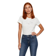 Calvin Klein Jeans Weißes Damen-T-Shirt aus Baumwolle mit Rundhalsausschnitt und dezentem silbernen Logo auf der Brust