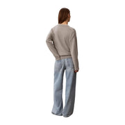 Calvin Klein Jeans Damen-Strickpullover aus grauer Baumwolle mit beigem Strickmuster, gerippten Bündchen und Saum.