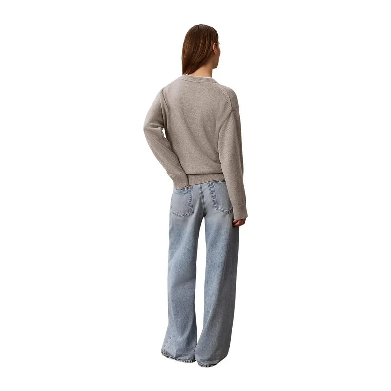 Calvin Klein Jeans Damen-Strickpullover aus grauer Baumwolle mit beigem Strickmuster, gerippten Bündchen und Saum.