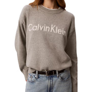 Calvin Klein Jeans Grauer Damen-Strickpullover aus Baumwolle mit weißem Logo auf der Brust und Rundhalsausschnitt