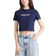 Marineblau Calvin Klein Baumwolle geerntet t-shirt mit weißem Logo auf der Brust für Freizeitkleidung