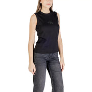 Calvin Klein Jeans Frauenpanzer top Schwarzes, ärmelloses Baumwollshirt mit Rundhalsausschnitt und dezentem, gesticktem Logo auf der Brust