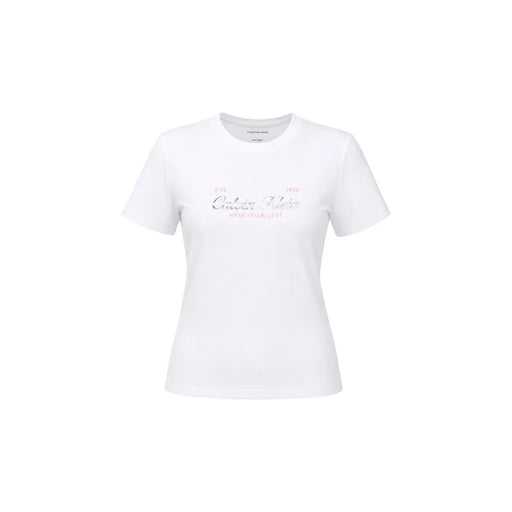 Calvin Klein Jeans Weißes, klassisch geschnittenes Damen-T-Shirt aus Baumwolle mit dezentem rosa-silbernem Logodruck auf der Brust