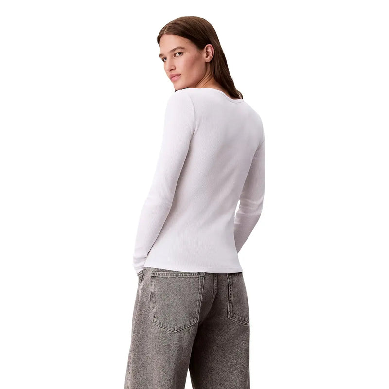 Calvin Klein Jeans Weißes, langes Damen-T-Shirt aus Baumwoll-Lycra mit glattem, figurbetontem Stoff und Rundhalsausschnitt