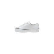 Calvin Klein Jeans women’s white leather low-top sneakers with thick platform sole and black stitching details