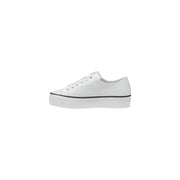 Calvin Klein Jeans women’s white leather low-top sneakers with thick platform sole and black stitching details