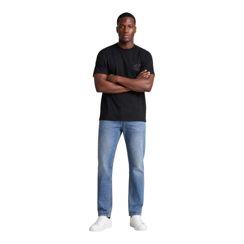Calvin Klein Schwarzes Herren-T-Shirt aus Baumwolle mit dezentem, gesticktem Logo auf der linken Brust – Freizeitkleidung