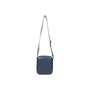Marineblaue rechteckige Calvin Klein Herren-Umhängetasche mit auffälligem Logo-Webband und verstellbarem Riemen, Größe B 18 cm