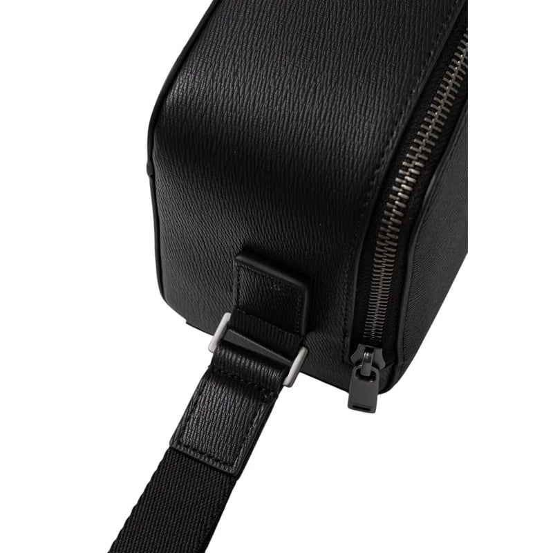 Calvin Klein Schwarze Herren-Umhängetasche aus strukturiertem Leder mit Emblem, elegantem Reißverschluss und verstellbarem Riemen