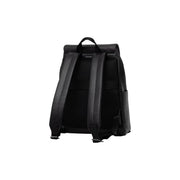 Calvin Klein Herren-Rucksack aus schwarzem Leder mit Emblem-Klappe, elegantem, minimalistischem Design und verstellbaren Schultergurten
