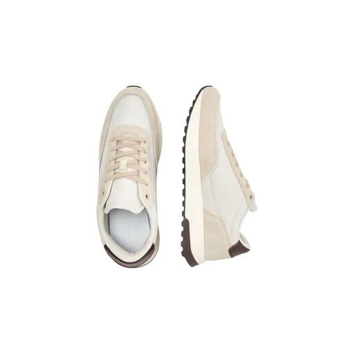 Calvin Klein Herren-Sneaker aus beigefarbenem und weißem Wildleder mit brauner Gummisohle und Schnürung