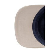 Beige und marineblaue Baumwoll-Snapback-Cap mit gebogenem Schirm von Calvin Klein Herren-Kollektion aus verschiedenen Materialien und Farbblöcken