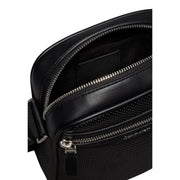 Schwarzes Leder Calvin Klein Perforierte Reportertasche für Herren mit silbernen Reißverschlüssen und strukturierter Oberfläche, Größe B 6 H 21 L 6