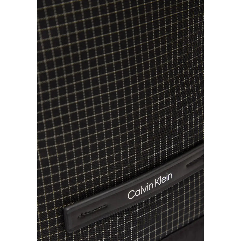 Calvin Klein Schwarze Herren-Schultertasche aus Polyamid mit dezentem Karomuster und elegantem, modernem Design, 20 x 36 x 5 cm