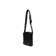 Schwarze Calvin Klein Herren-Schultertasche aus Polyurethan mit elegantem, minimalistischem Design und verstellbarem Riemen