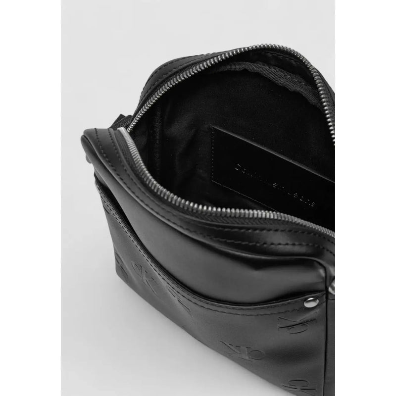 Calvin Klein Schwarze Herren-Schultertasche aus Polyurethan mit geprägtem Logo und Crossbody-Design
