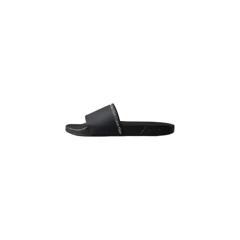 Schwarze Calvin Klein Herren-Slipper mit elegantem, minimalistischem Design, offene Zehenpartie, Polyurethan-Sandalen mit weißem Logo