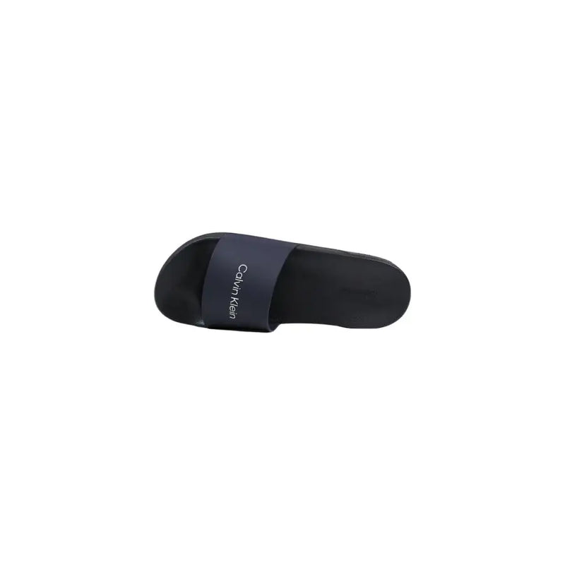 Schwarz Calvin Klein Herren-Sandalen mit minimalistischem Design und dezentem Branding auf dem Polyurethanriemen HM0HM02107