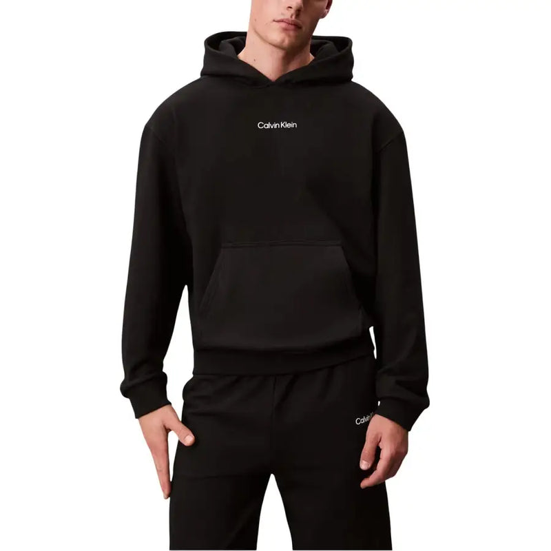 Calvin Klein Sport Schwarzer Herren-Hoodie aus Baumwolle mit weißem Logo und Vordertasche
